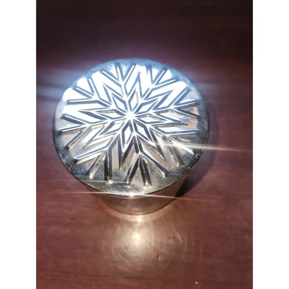 Bath & Body Works Winter Candy Apple 3-Wick Candle White Barn 14oz
